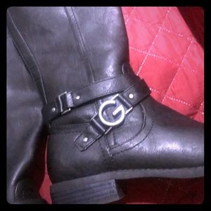 Like new black Guess knee boots